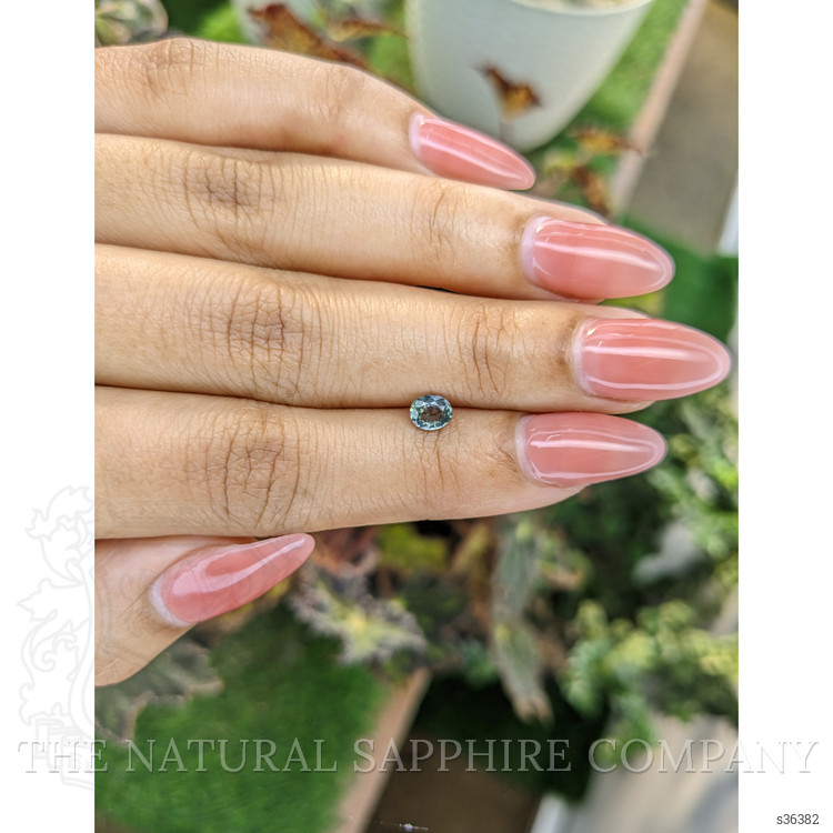 0.46 Ct. Green Sapphire from Ceylon (Sri Lanka)
