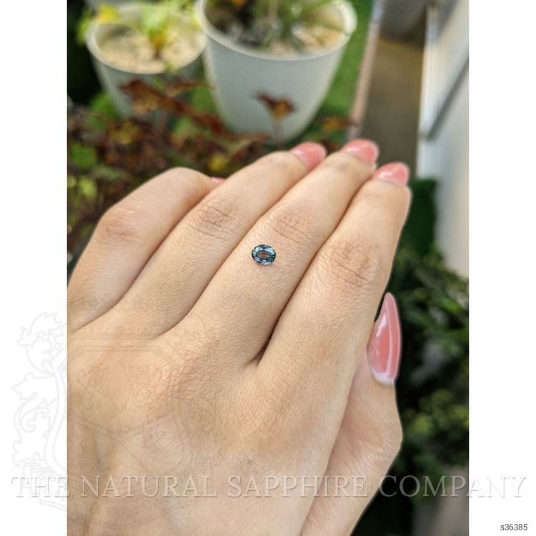 0.47 Ct. Bluish Green Sapphire from Ceylon (Sri Lanka)