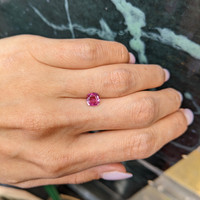 1.17 Ct. Pink Sapphire from Ceylon (Sri Lanka) Life Style