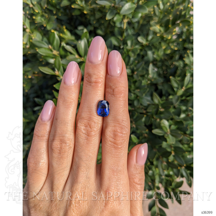 4.18 Ct. Blue Sapphire from Ceylon (Sri Lanka)