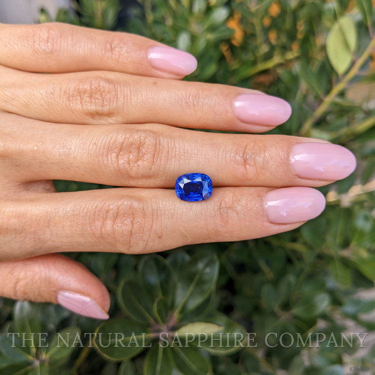 3.54 Ct. Blue Sapphire from Ceylon (Sri Lanka)