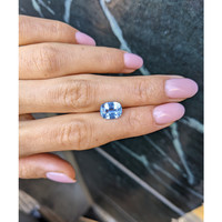 3.25 Ct. Blue Sapphire from Ceylon (Sri Lanka) Life Style