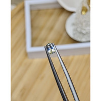 0.57 Ct. Bi Color Sapphire from Ceylon (Sri Lanka) Life Style