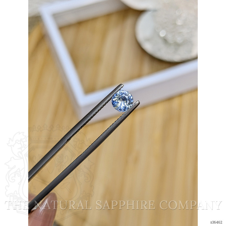 0.63 Ct. Bi Color Sapphire from Ceylon (Sri Lanka)