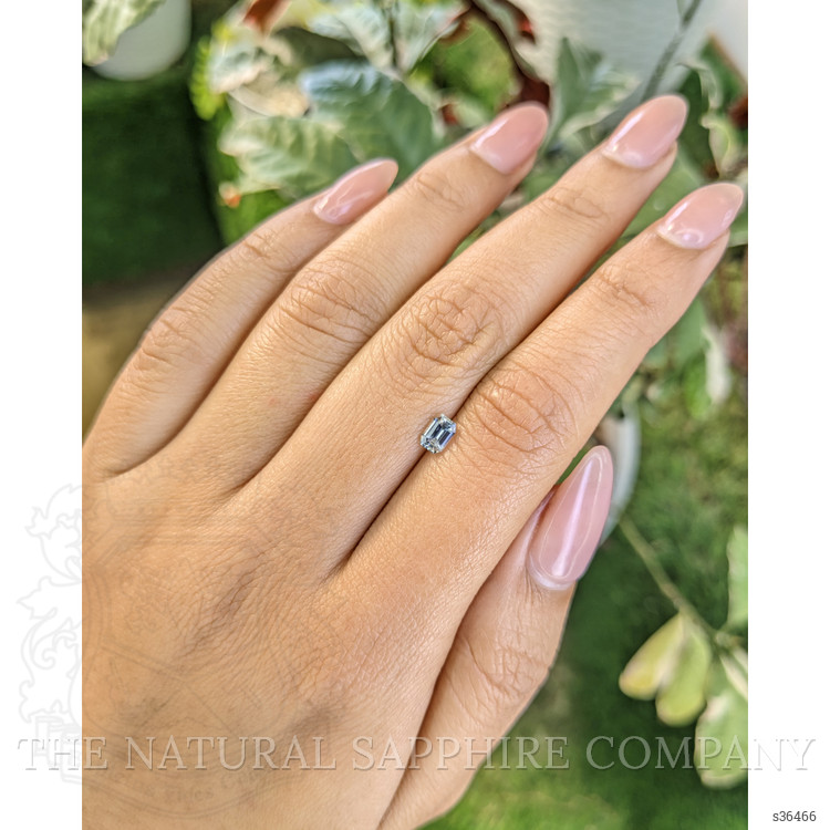0.45 Ct. Bi Color / Parti Sapphire from Ceylon (Sri Lanka)