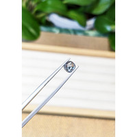 1.46 Ct. Greyish Blue Sapphire from Ceylon (Sri Lanka) Life Style