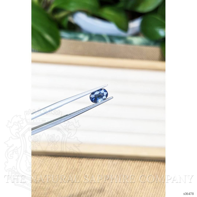 1.61 Ct. Greyish Blue Sapphire from Ceylon (Sri Lanka)