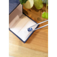 1.75 Ct. Greyish Blue Sapphire from Ceylon (Sri Lanka) Life Style