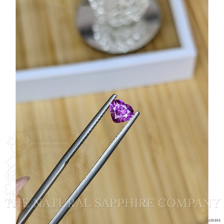 1.02 Ct. Pinkish Purple Sapphire from Ceylon (Sri Lanka)