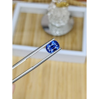 2.05 Ct. Blue Sapphire from Ceylon (Sri Lanka) Life Style