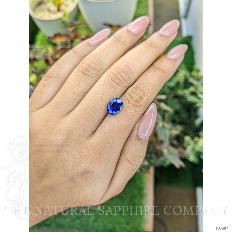3.14 Ct. Blue Sapphire from Ceylon (Sri Lanka)