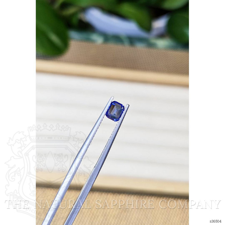 0.80 Ct. Blue Sapphire from Ceylon (Sri Lanka)