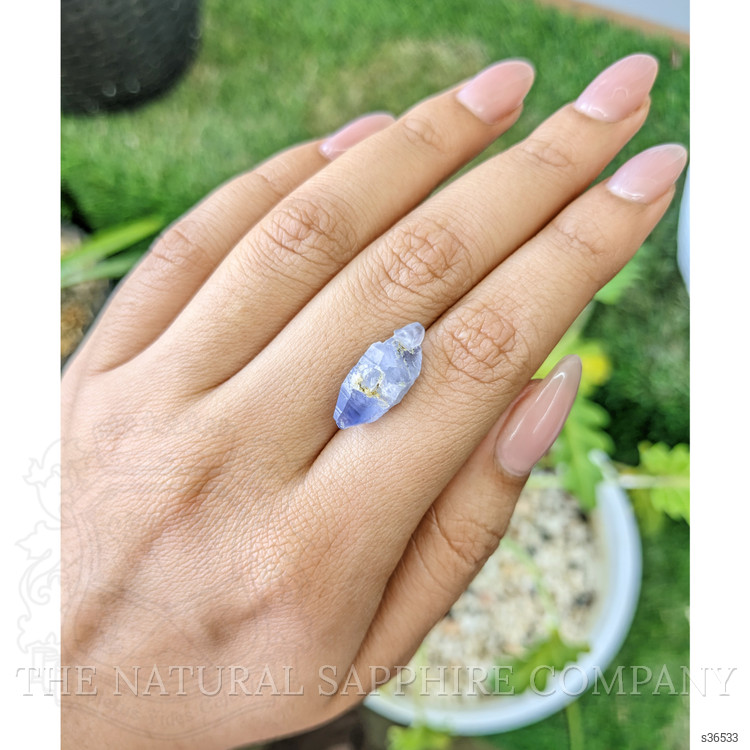 8.58 Ct. Blue Rough Sapphire Crystal from Ceylon (Sri Lanka)