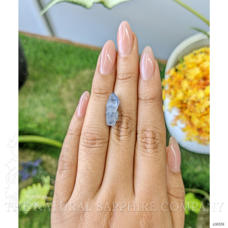 7.46 Ct. Blue Sapphire Crystal from Ceylon (Sri Lanka)