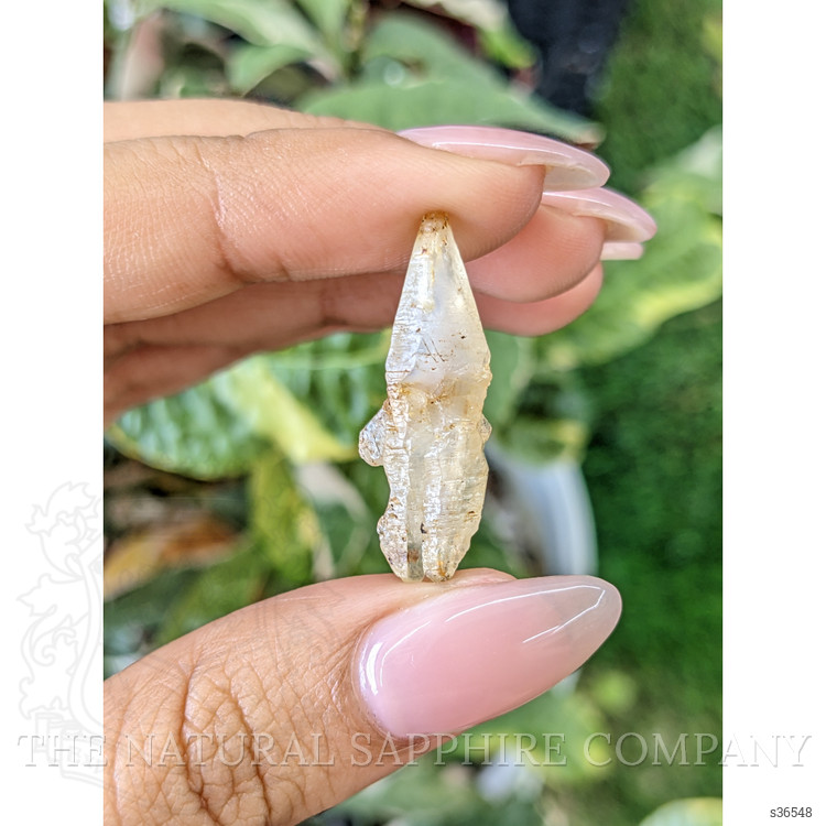 14.95 Ct. Yellow Rough Sapphire Crystal from Ceylon (Sri Lanka)