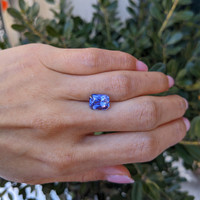 4.35 Ct. Purple Sapphire from Ceylon (Sri Lanka) Life Style