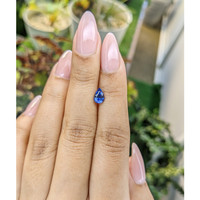 1.02 Ct. Blue Sapphire from Ceylon (Sri Lanka) Life Style