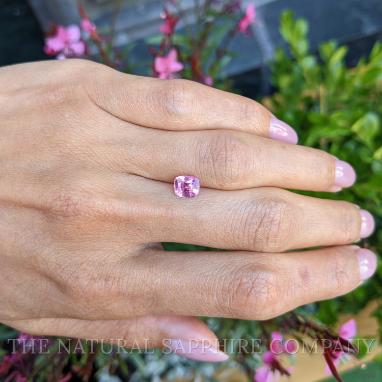 1.29 Ct. Pink Sapphire from Ceylon (Sri Lanka)