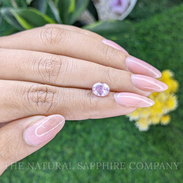 1.82 Ct. Pink Sapphire from Ceylon (Sri Lanka)