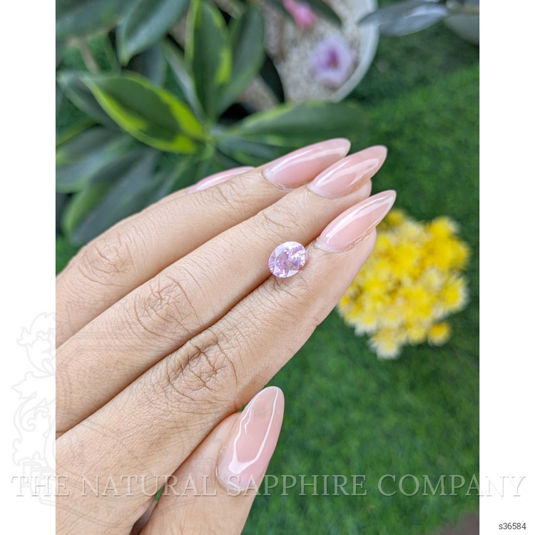 1.82 Ct. Pink Sapphire from Ceylon (Sri Lanka)