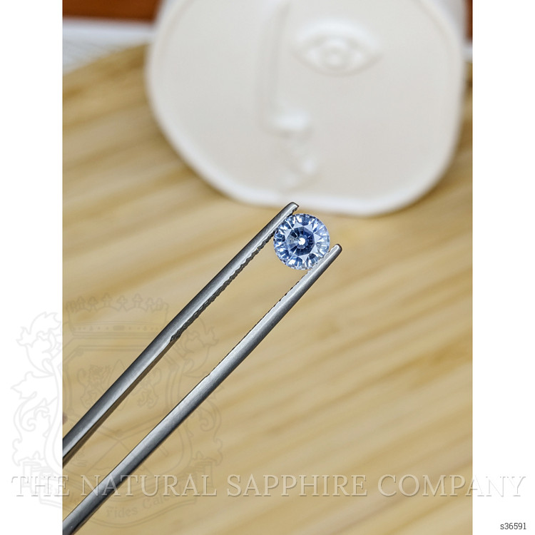 1.03 Ct. Blue Sapphire from Ceylon (Sri Lanka)