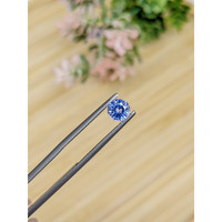 0.82 Ct. Blue Sapphire from Ceylon (Sri Lanka) Life Style