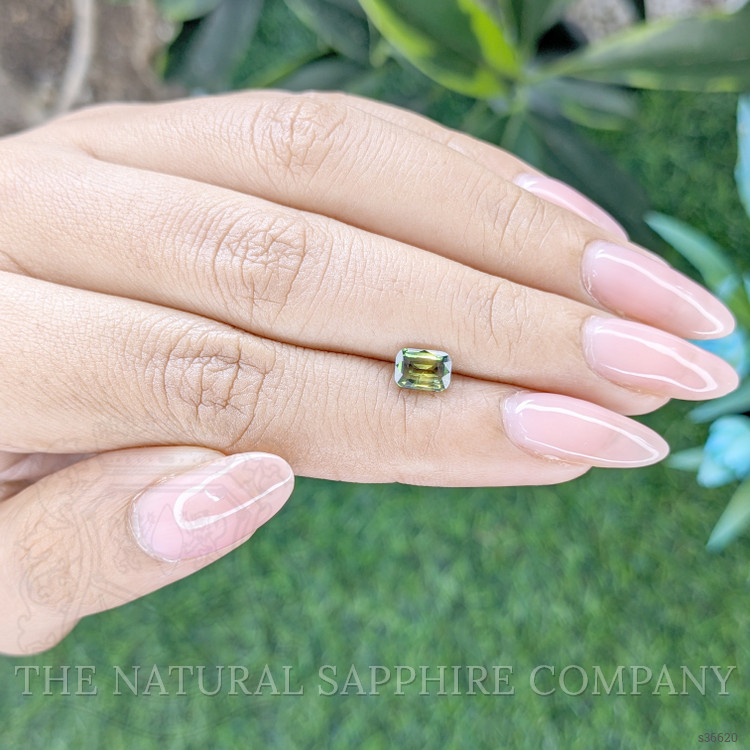 1.04 Ct. Bi Color Sapphire from Africa