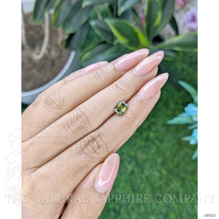 1.04 Ct. Bi Color Sapphire from Africa