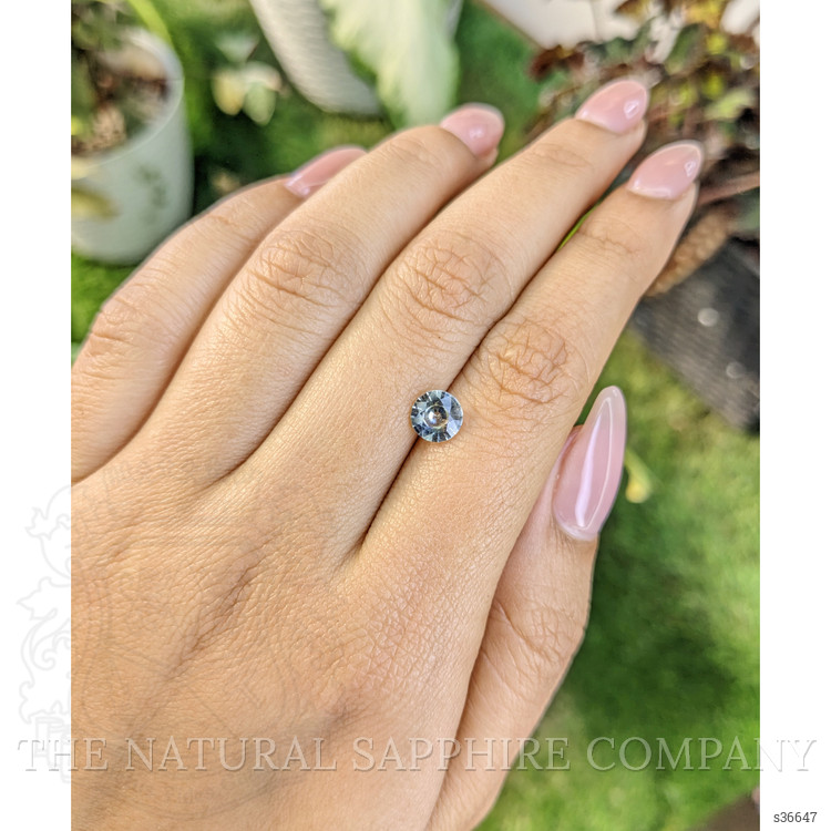 1.14 Ct. Bi Color Sapphire from Ceylon (Sri Lanka)