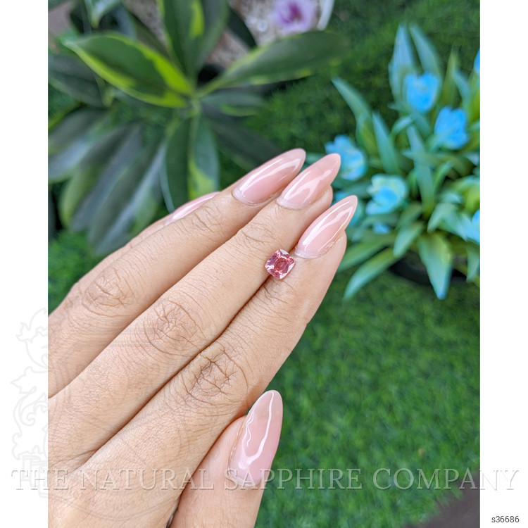 0.92 Ct. Padparadscha Sapphire from Tanzania