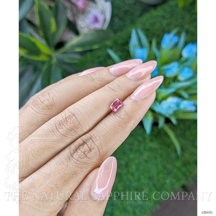 1.01 Ct. Padparadscha Sapphire from Tanzania