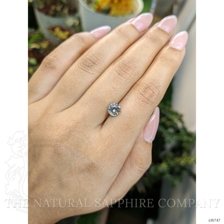 1.27 Ct. Bi Color Sapphire from Ceylon (Sri Lanka)