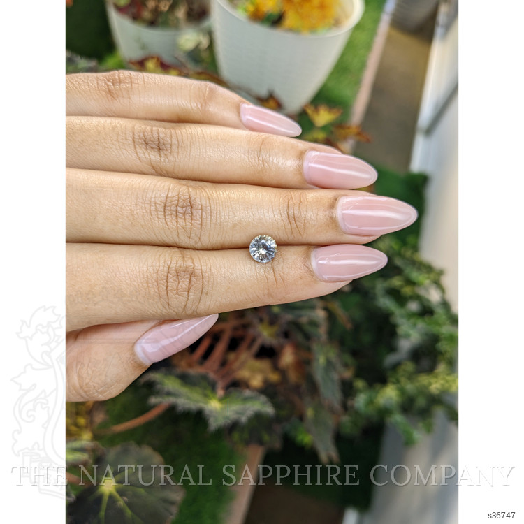 1.27 Ct. Bi Color Sapphire from Ceylon (Sri Lanka)