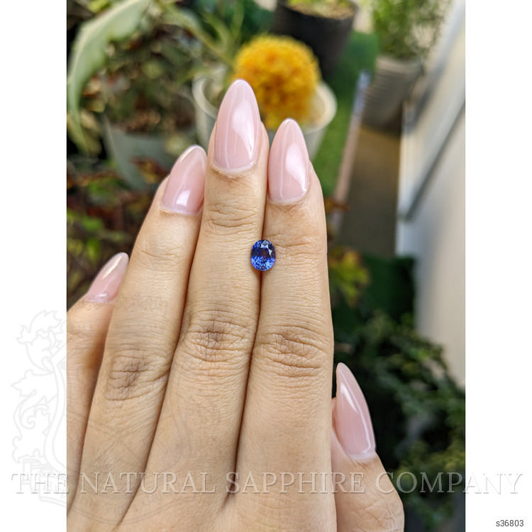 1.00 Ct. Color Change Sapphire from Ceylon (Sri Lanka)