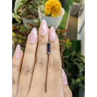 2.76 Ct. Bi Color Rough Sapphire Crystal from Ceylon (Sri Lanka) Life Style