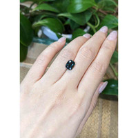 3.56 Ct. Color Change Sapphire from Ceylon (Sri Lanka) Life Style