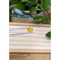 3.12 Ct. Orangish Yellow Sapphire from Ceylon (Sri Lanka) Life Style