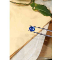 2.52 Ct. Blue Sapphire from Ceylon (Sri Lanka) Life Style