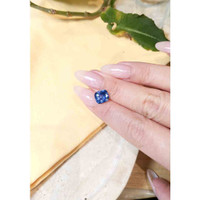 2.81 Ct. Blue Sapphire from Ceylon (Sri Lanka) Life Style