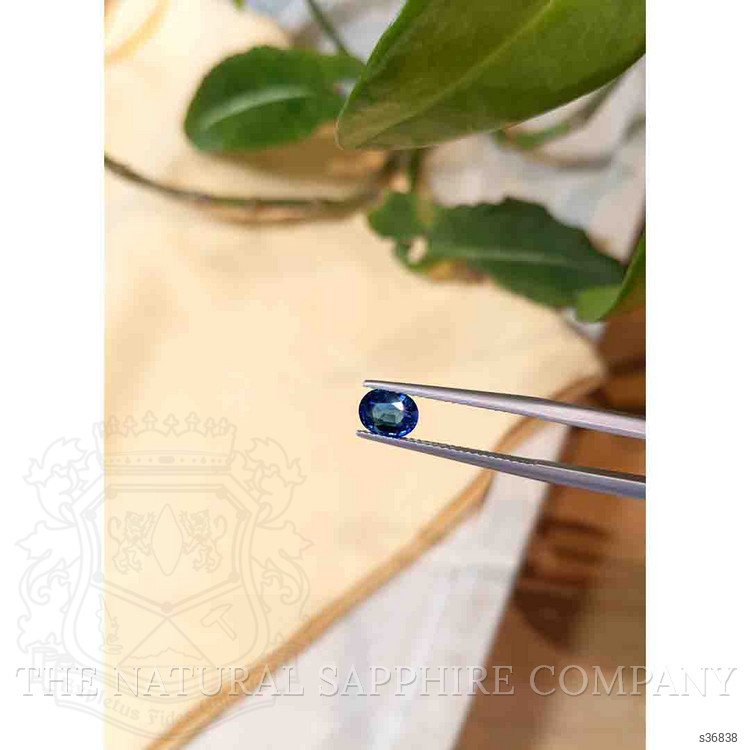 1.04 Ct. Blue Sapphire from Ceylon (Sri Lanka)