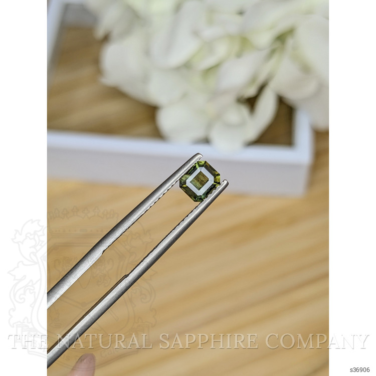0.82 Ct. Yellowish Green Sapphire from Madagascar