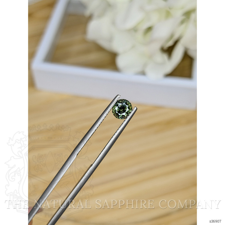 0.97 Ct. Yellowish Green Sapphire from Madagascar