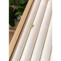 2.04 Ct. Yellow Sapphire from Ceylon (Sri Lanka) Life Style