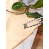 1.40 Ct. Yellow Sapphire from Ceylon (Sri Lanka) Life Style