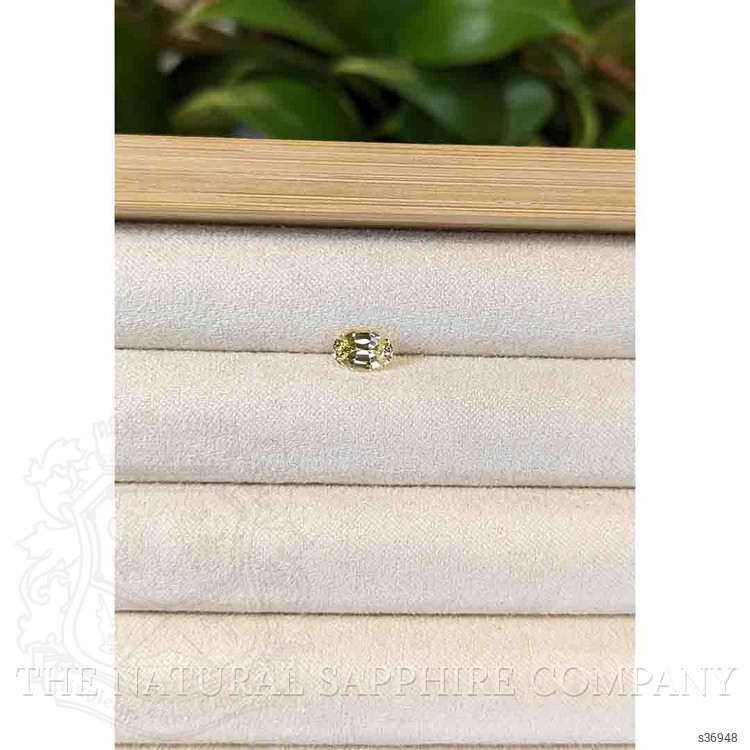 1.09 Ct. Yellow Sapphire from Ceylon (Sri Lanka)