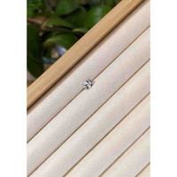 1.18 Ct. White Sapphire from Ceylon (Sri Lanka) Life Style