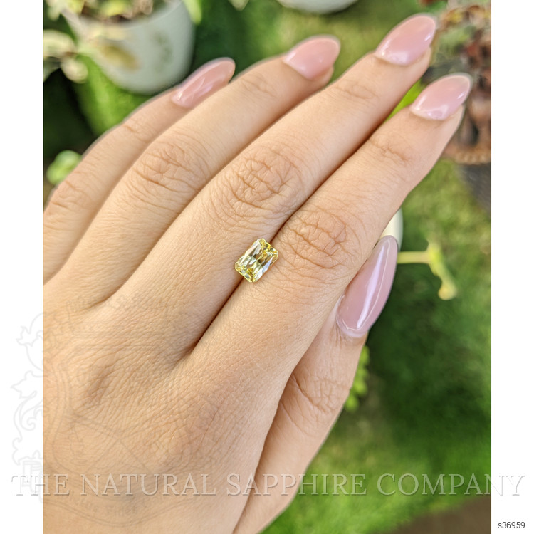 1.23 Ct. Yellow Sapphire from Ceylon (Sri Lanka)