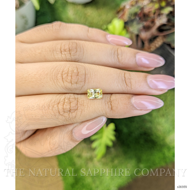 1.23 Ct. Yellow Sapphire from Ceylon (Sri Lanka)