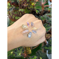 26.14 Ct. Multi Color Sapphire Crystal from Ceylon (Sri Lanka) Life Style