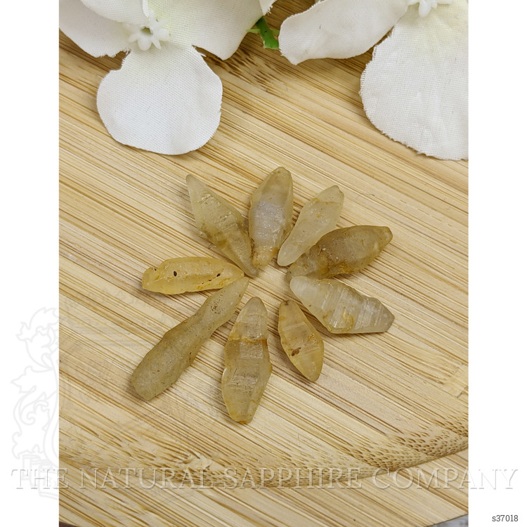 49.24 Ct. Yellow Sapphire Crystal from Ceylon (Sri Lanka)